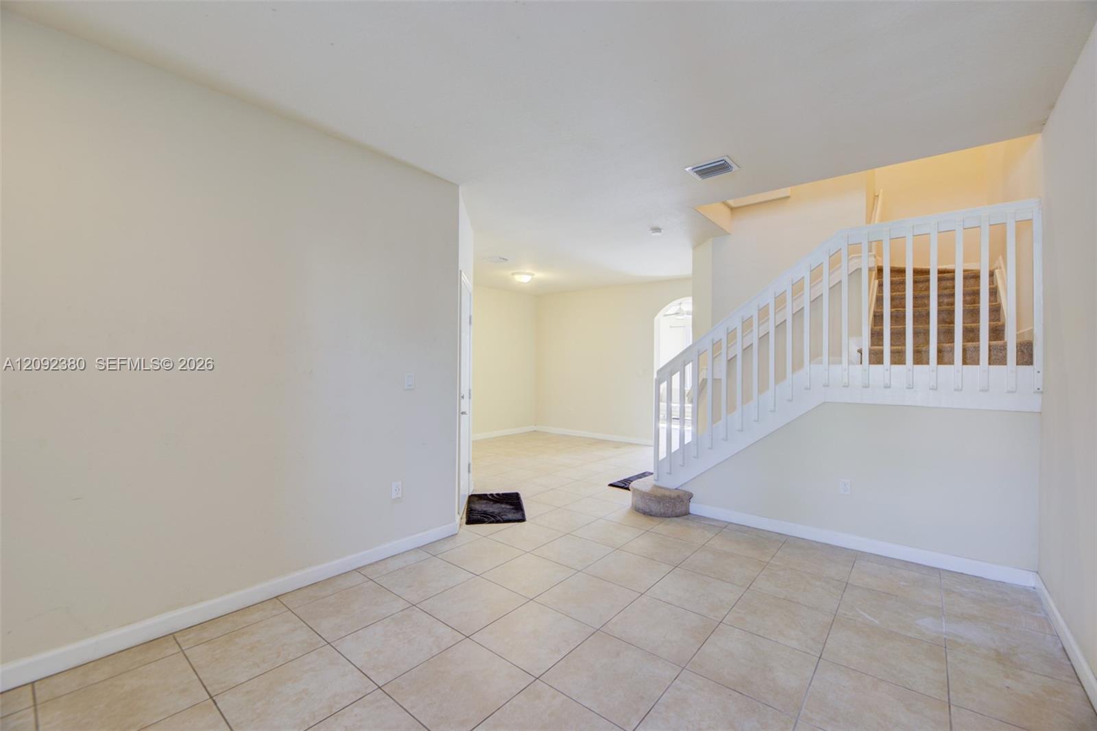 3316 W 91st Ter