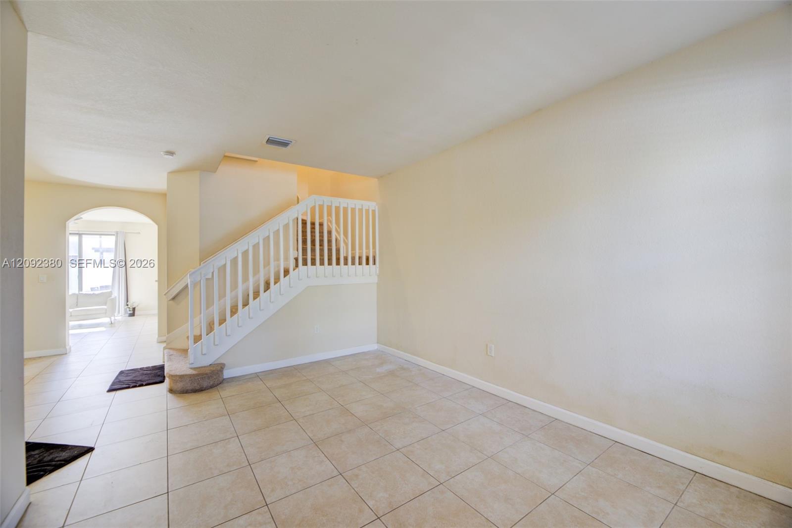 3316 W 91st Ter