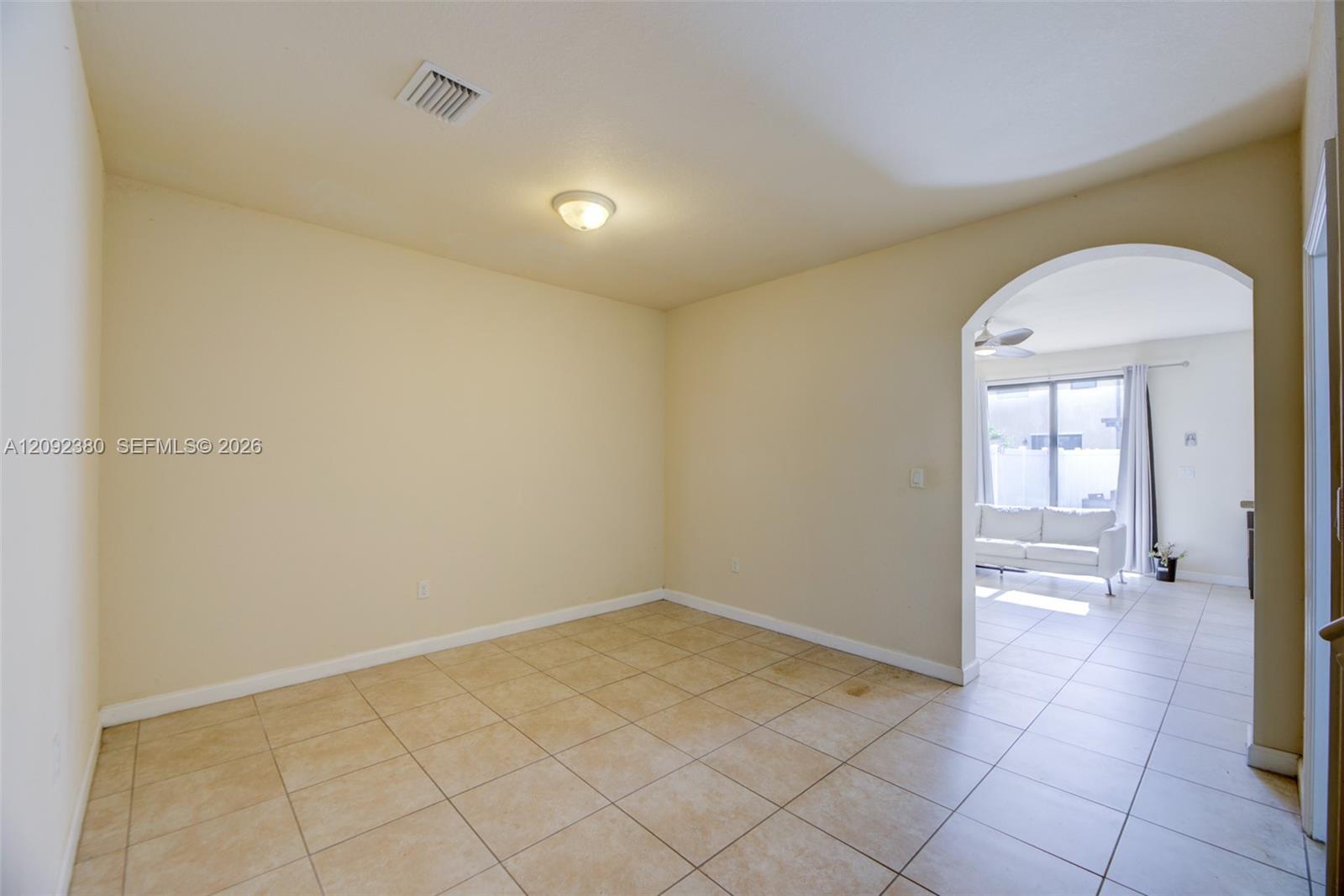 3316 W 91st Ter