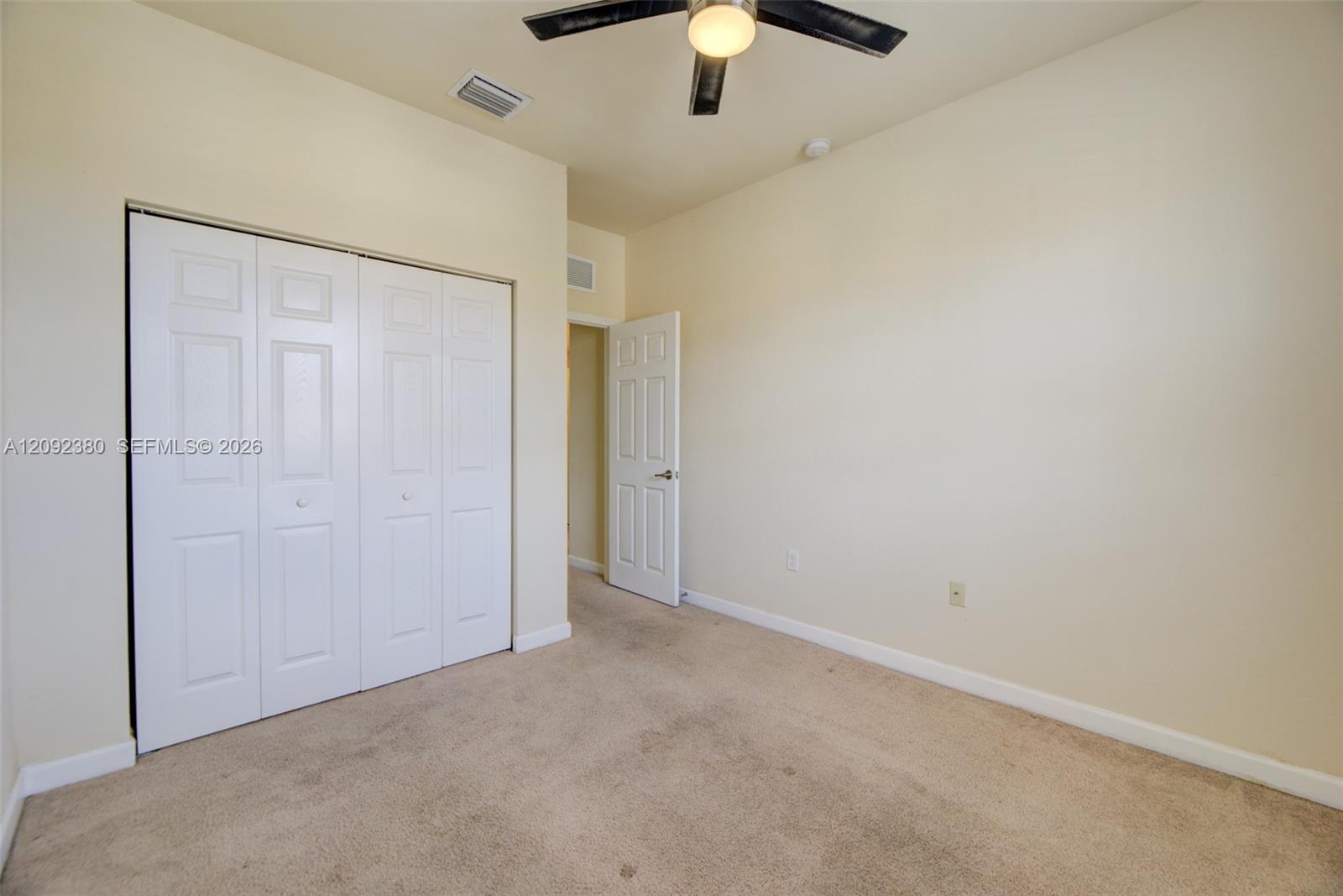 3316 W 91st Ter