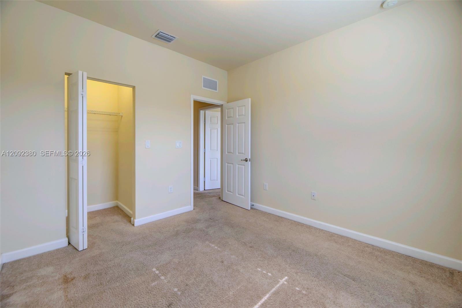3316 W 91st Ter
