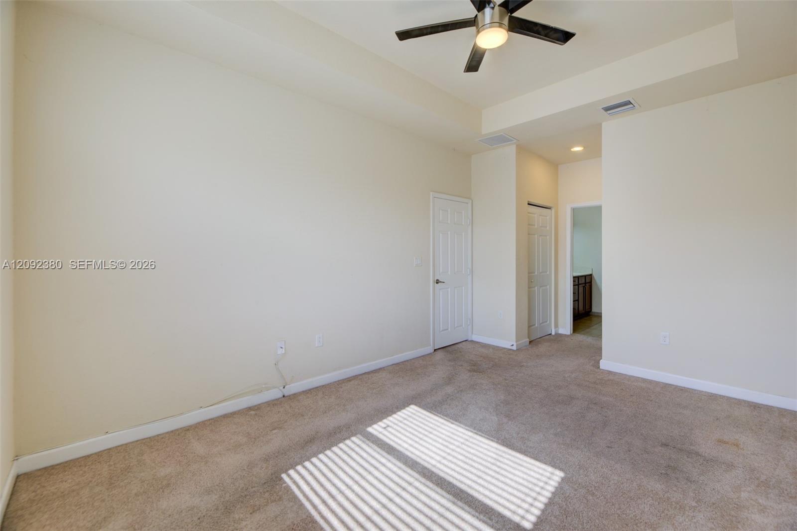 3316 W 91st Ter