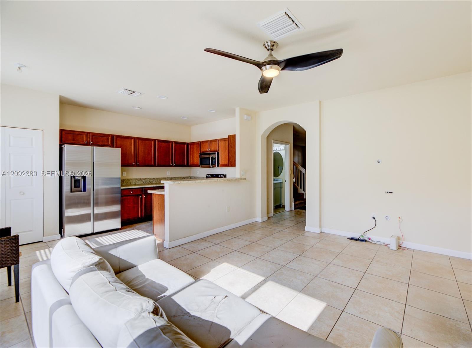 3316 W 91st Ter