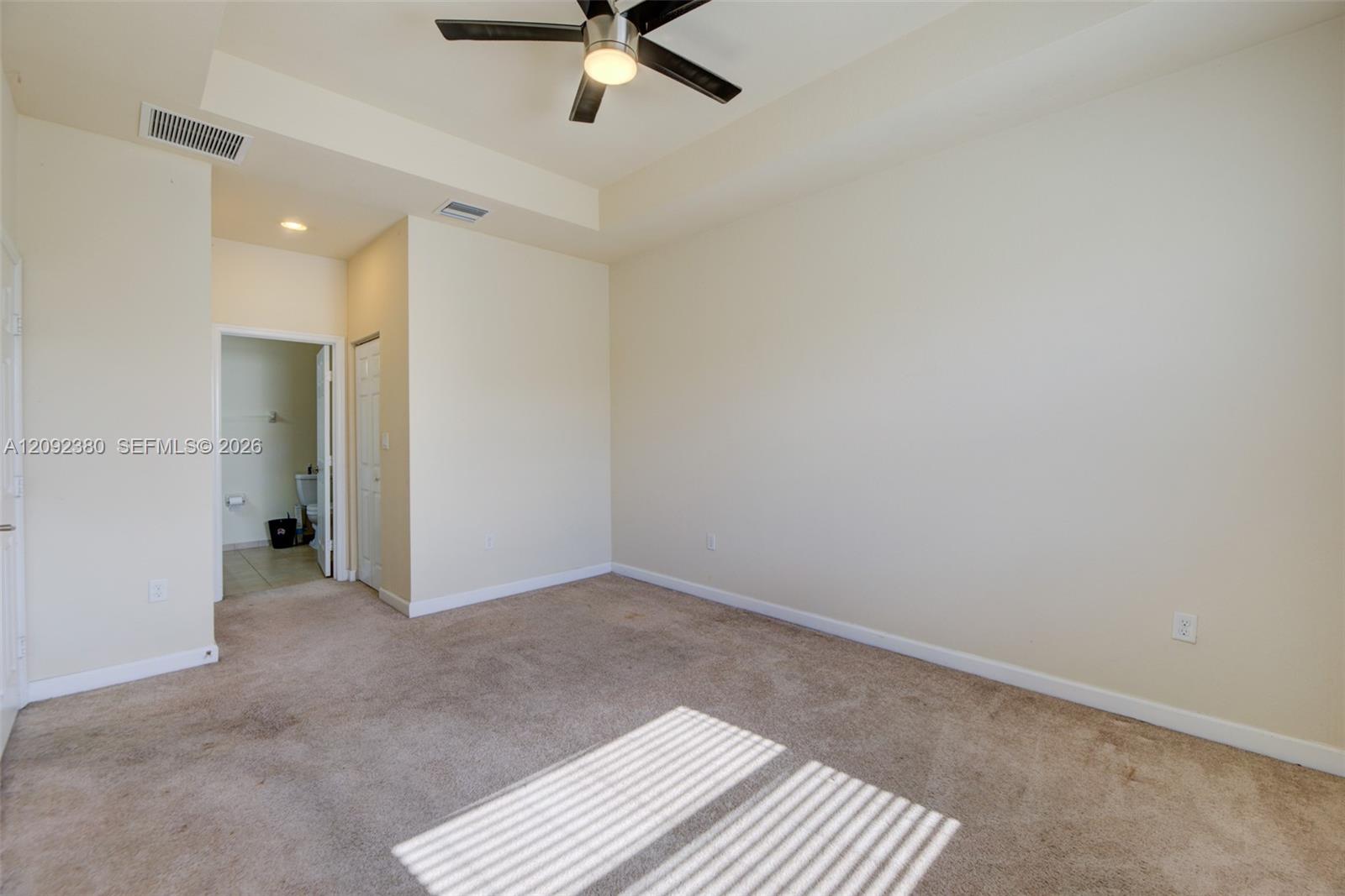 3316 W 91st Ter