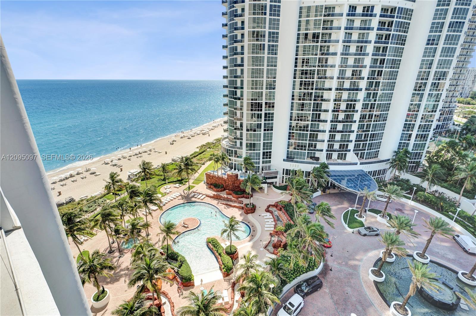 18201 Collins Ave # 1407