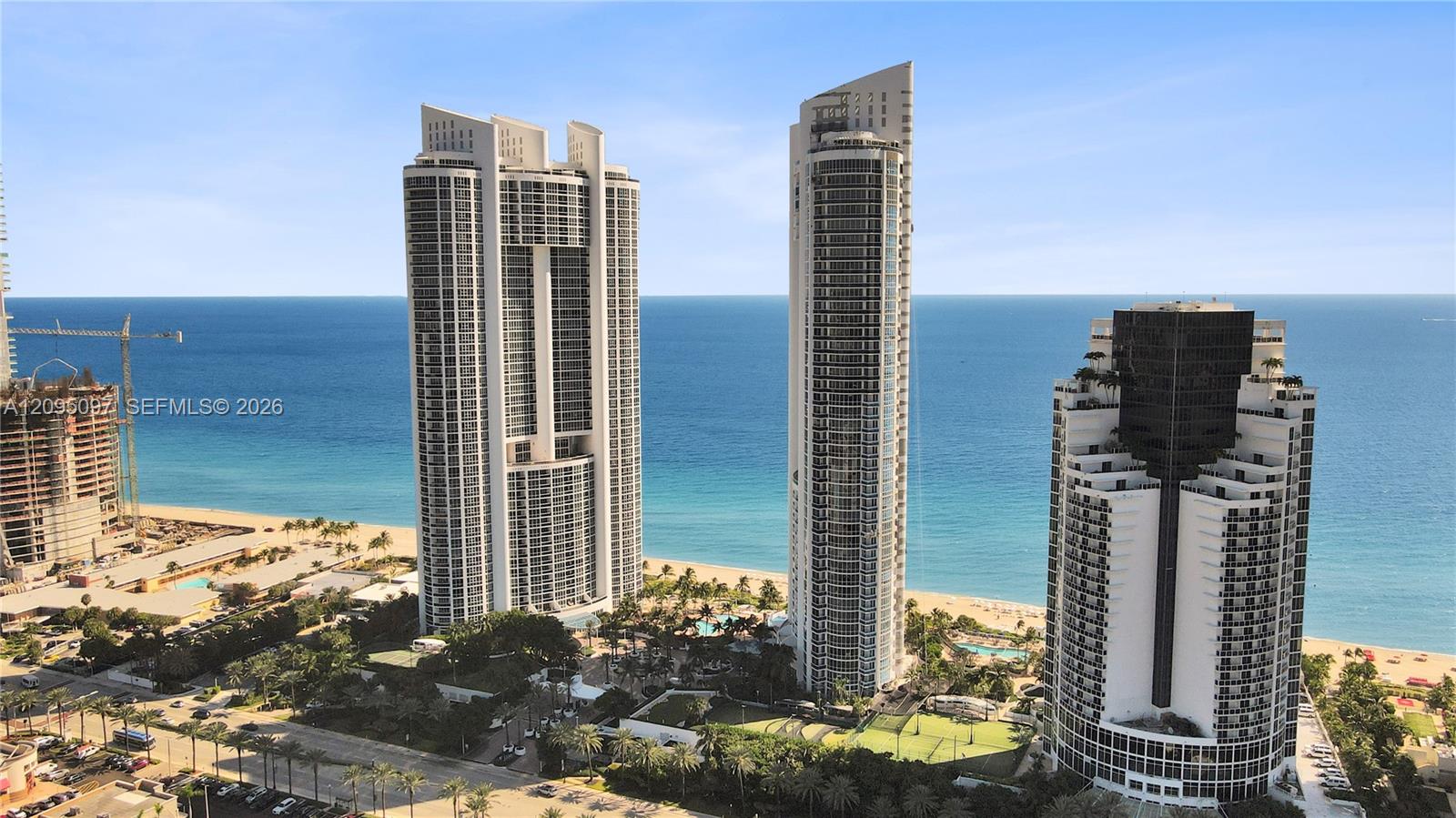 18201 Collins Ave # 1407