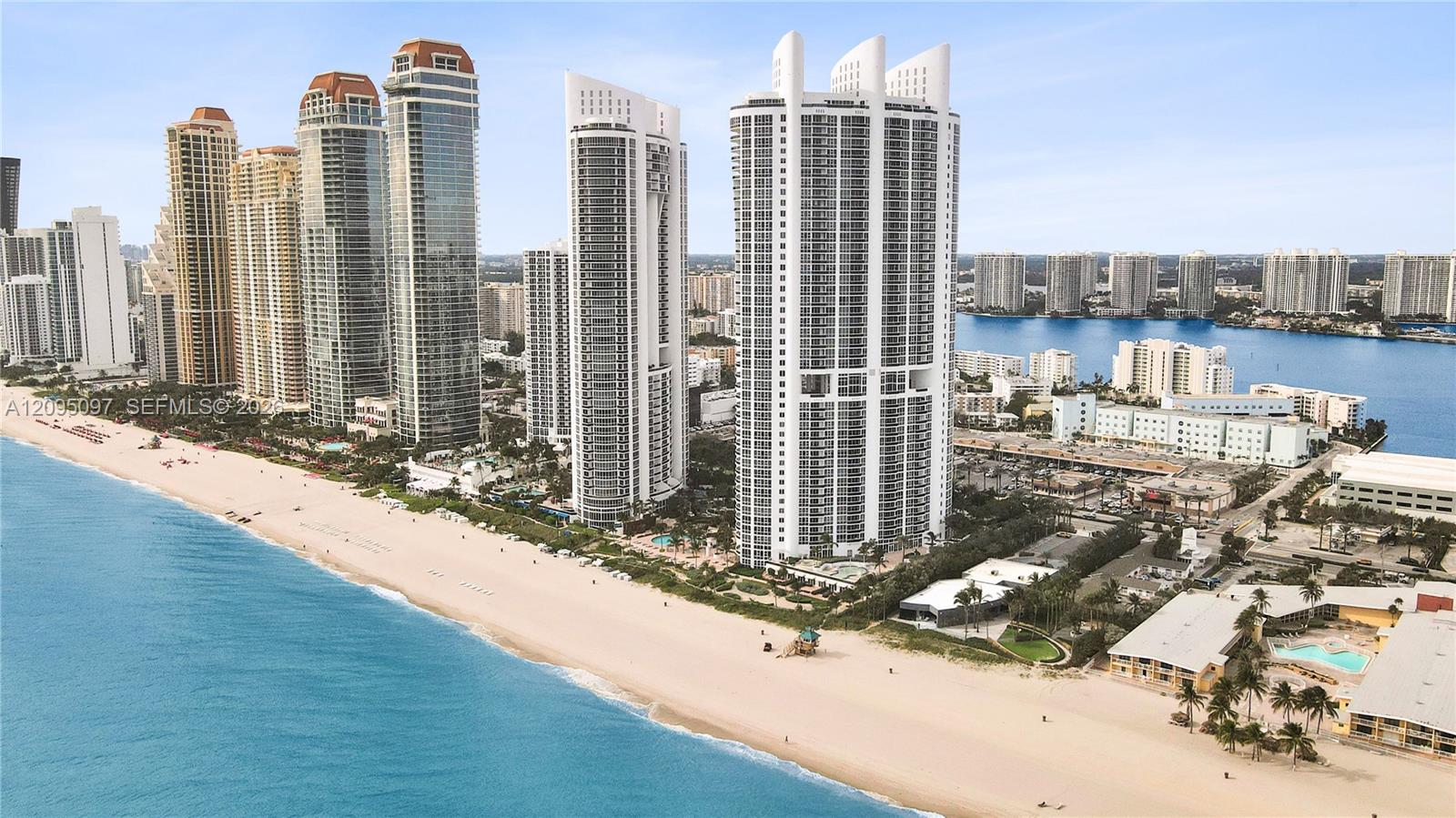18201 Collins Ave # 1407