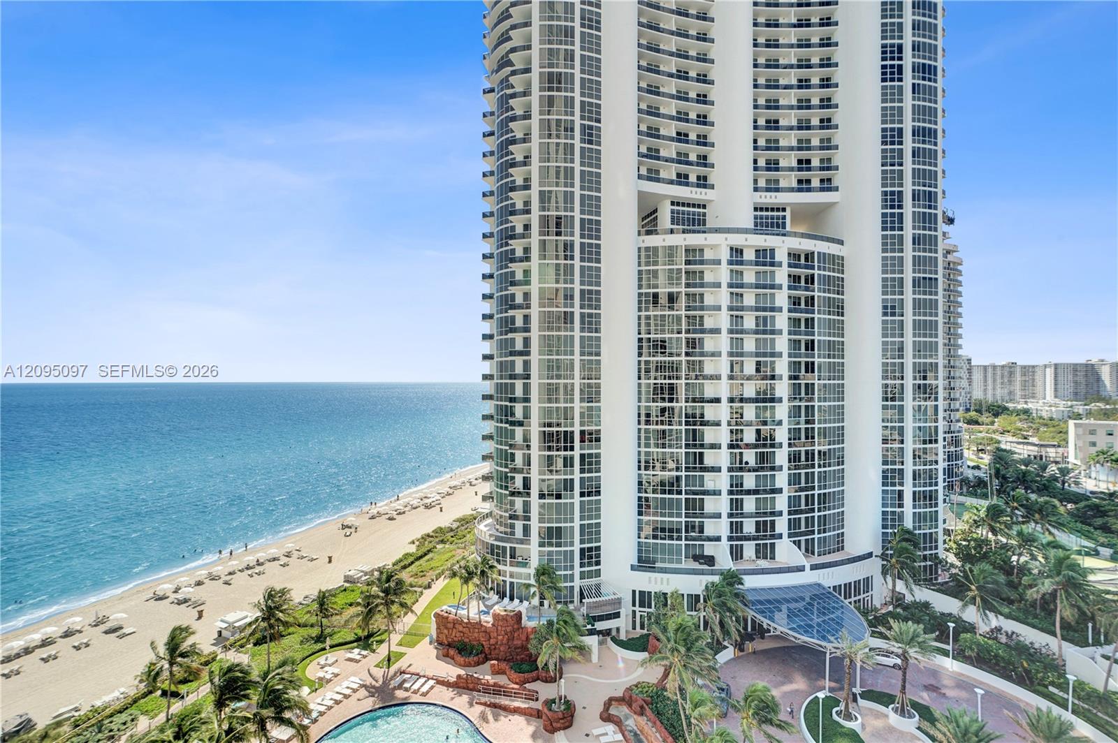 18201 Collins Ave # 1407
