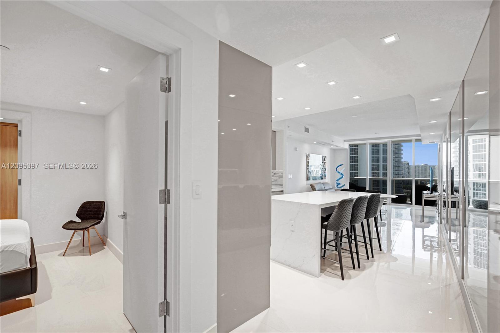 18201 Collins Ave # 1407