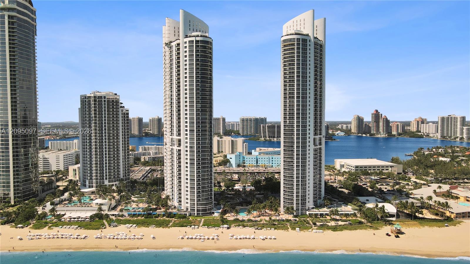 18201 Collins Ave # 1407