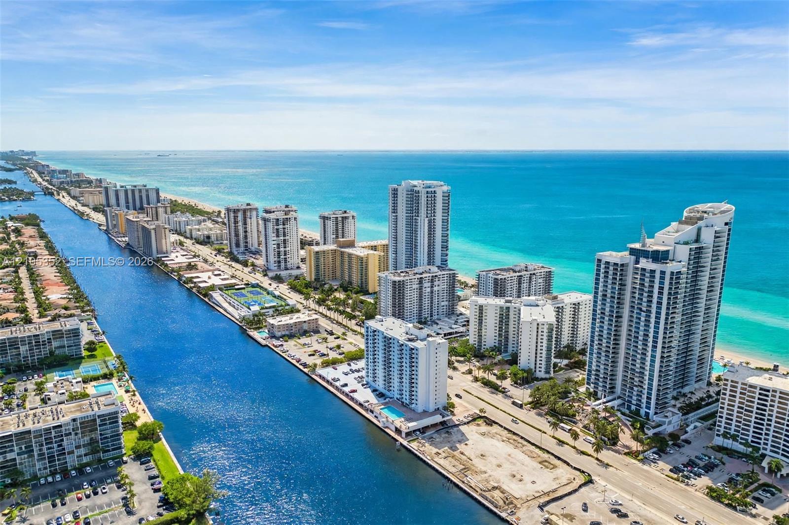 3101 S Ocean Dr Unit: PH8