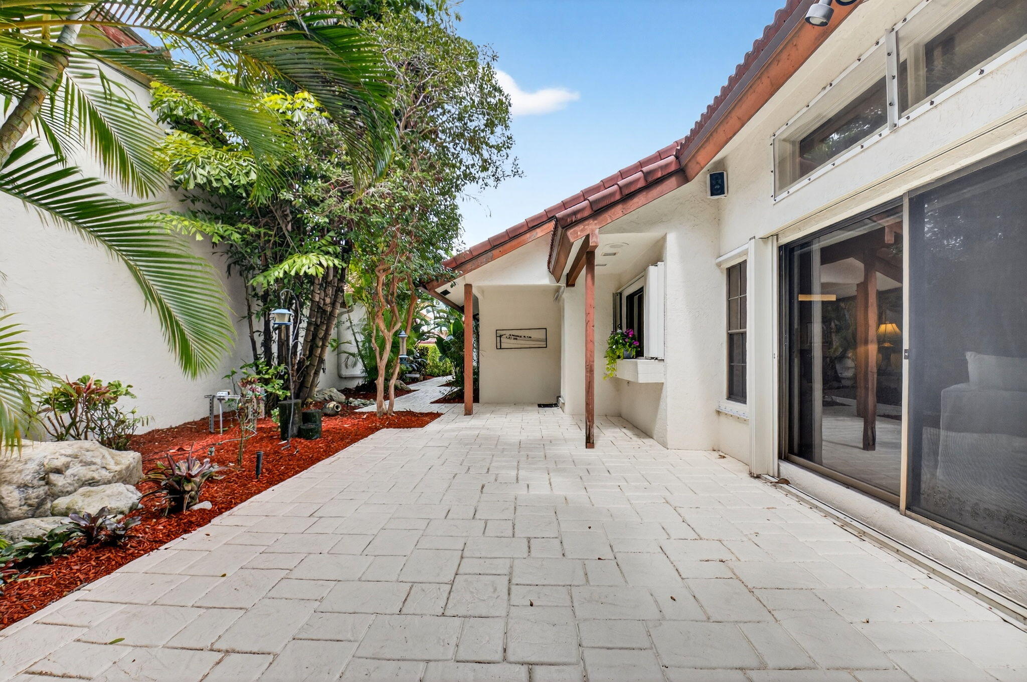 21700 Club Villa Terrace