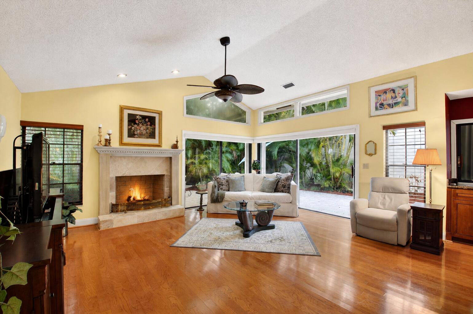 21700 Club Villa Terrace