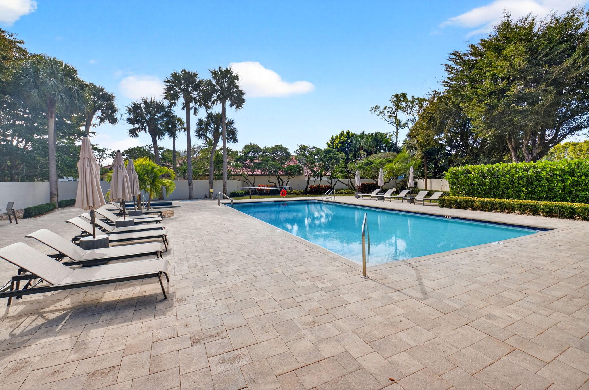 21700 Club Villa Terrace