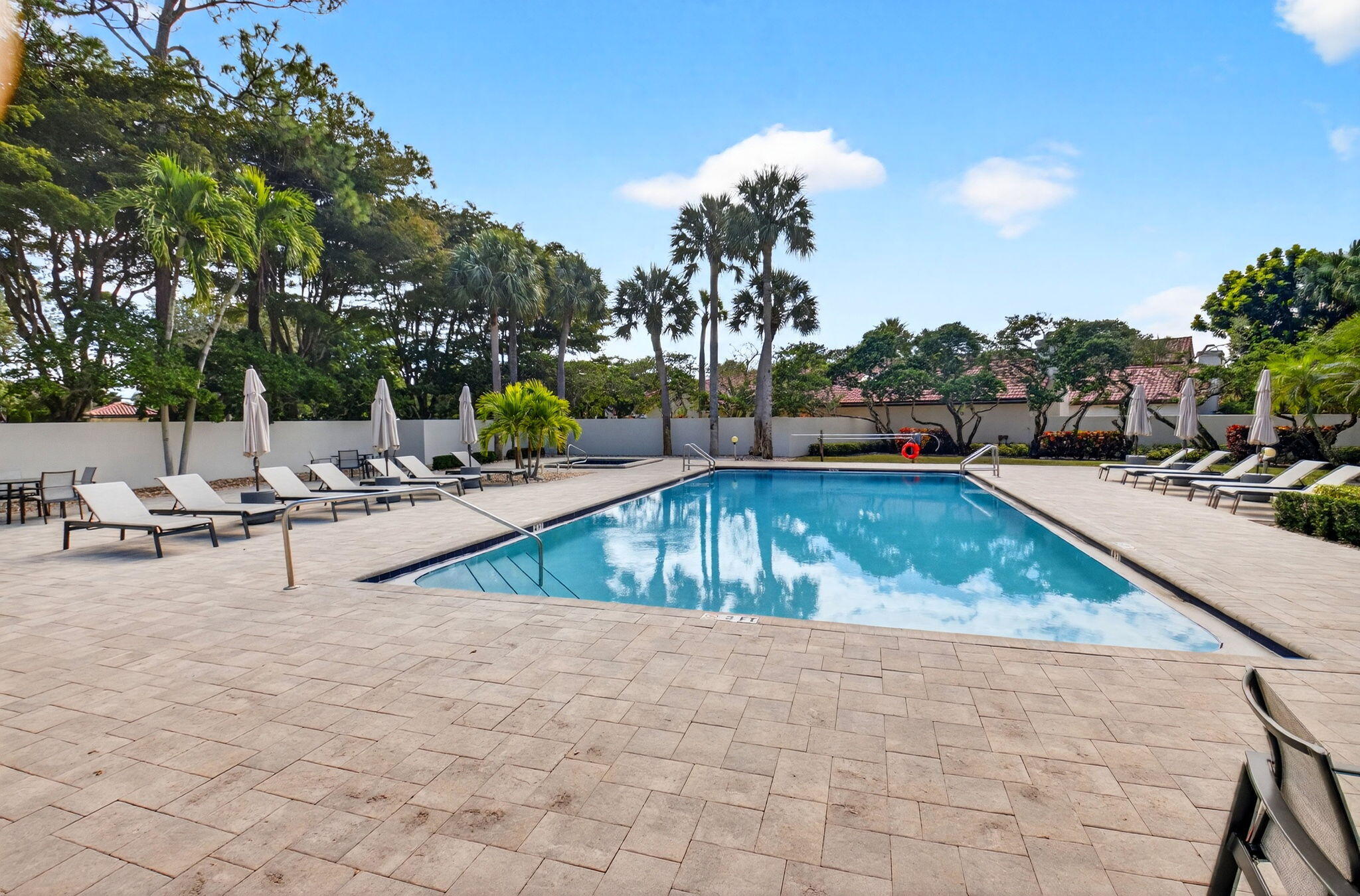21700 Club Villa Terrace