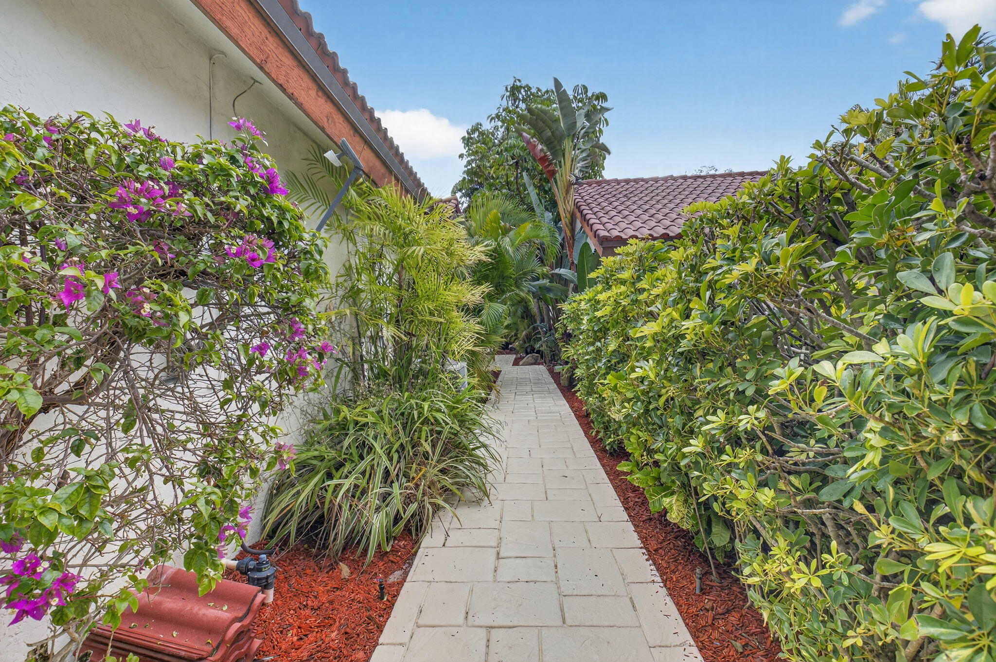 21700 Club Villa Terrace