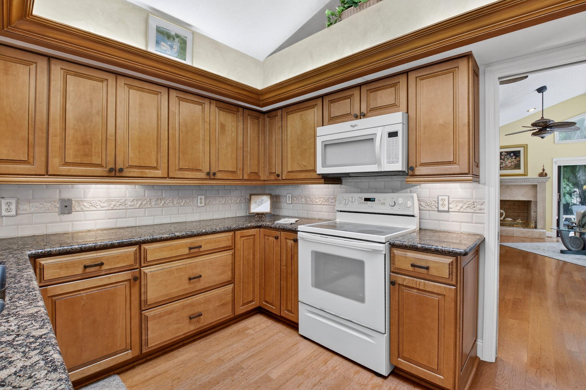 21700 Club Villa Terrace