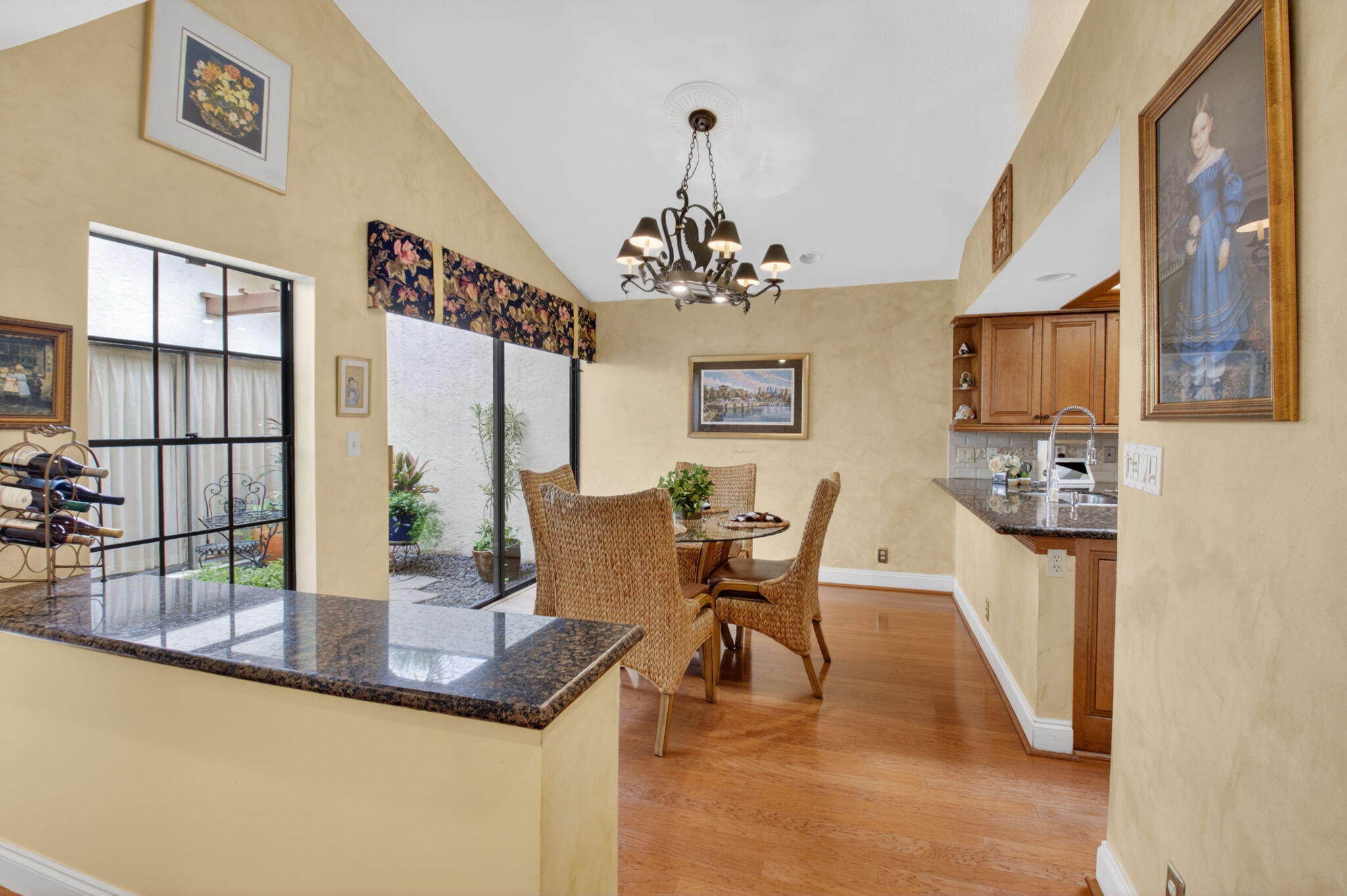 21700 Club Villa Terrace