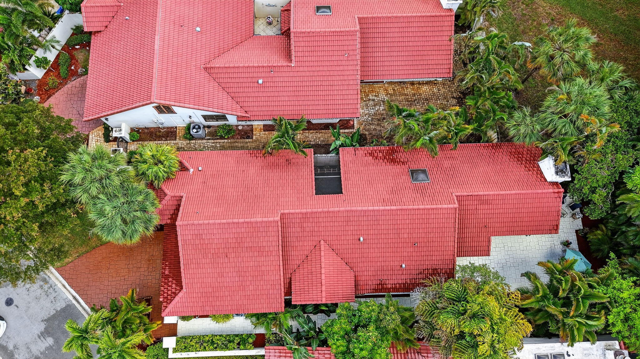 21700 Club Villa Terrace