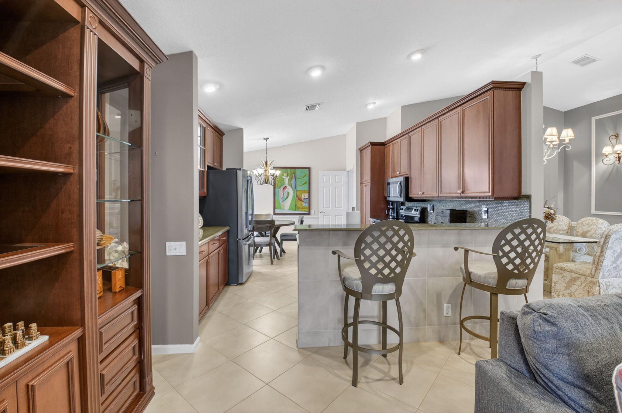 5256 Glenville Drive