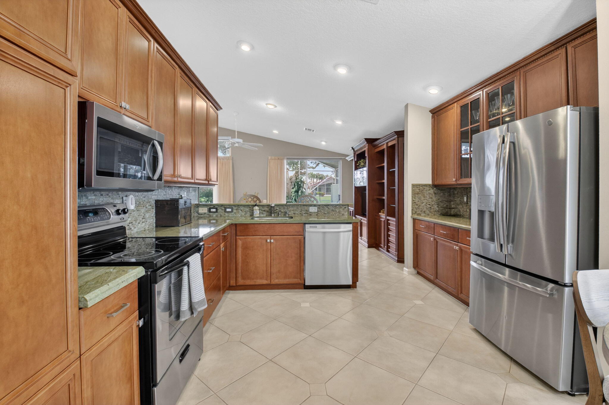 5256 Glenville Drive