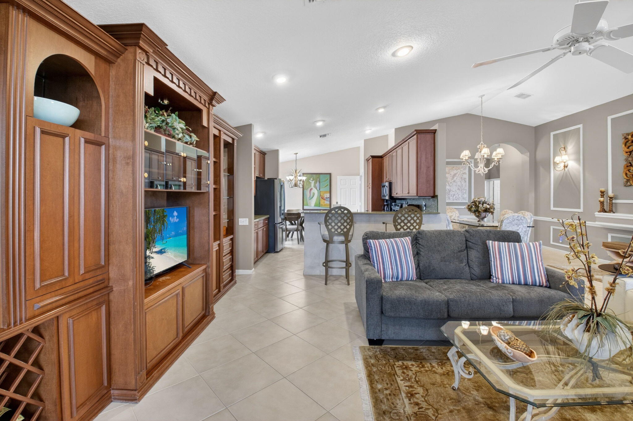 5256 Glenville Drive