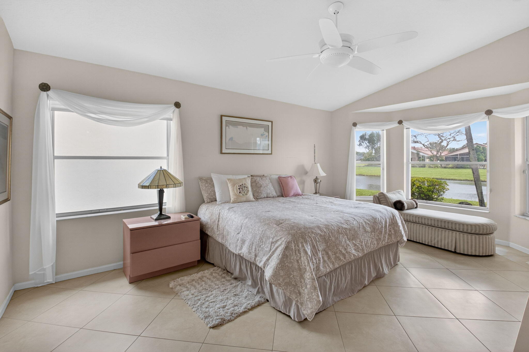 5256 Glenville Drive