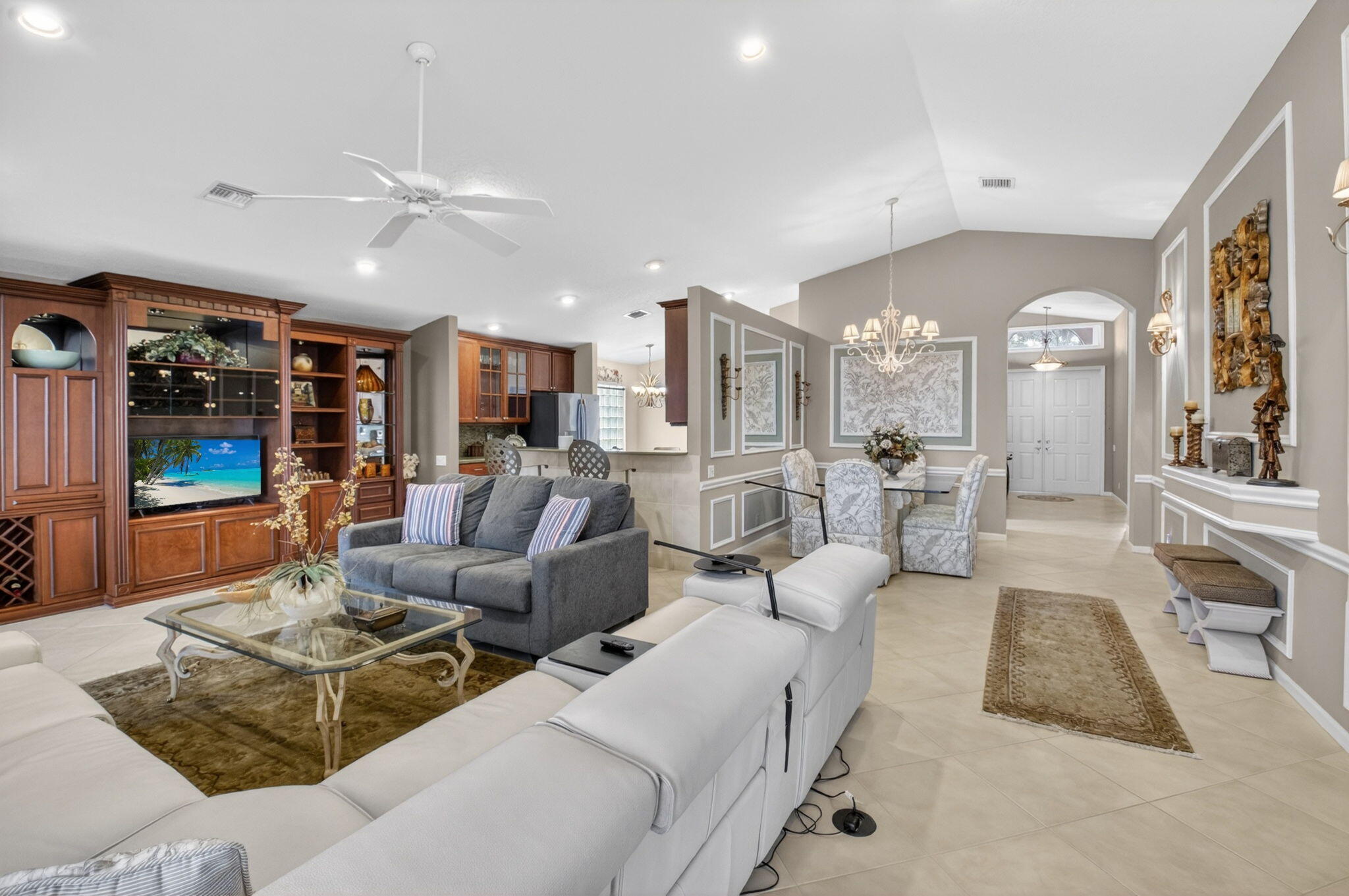 5256 Glenville Drive