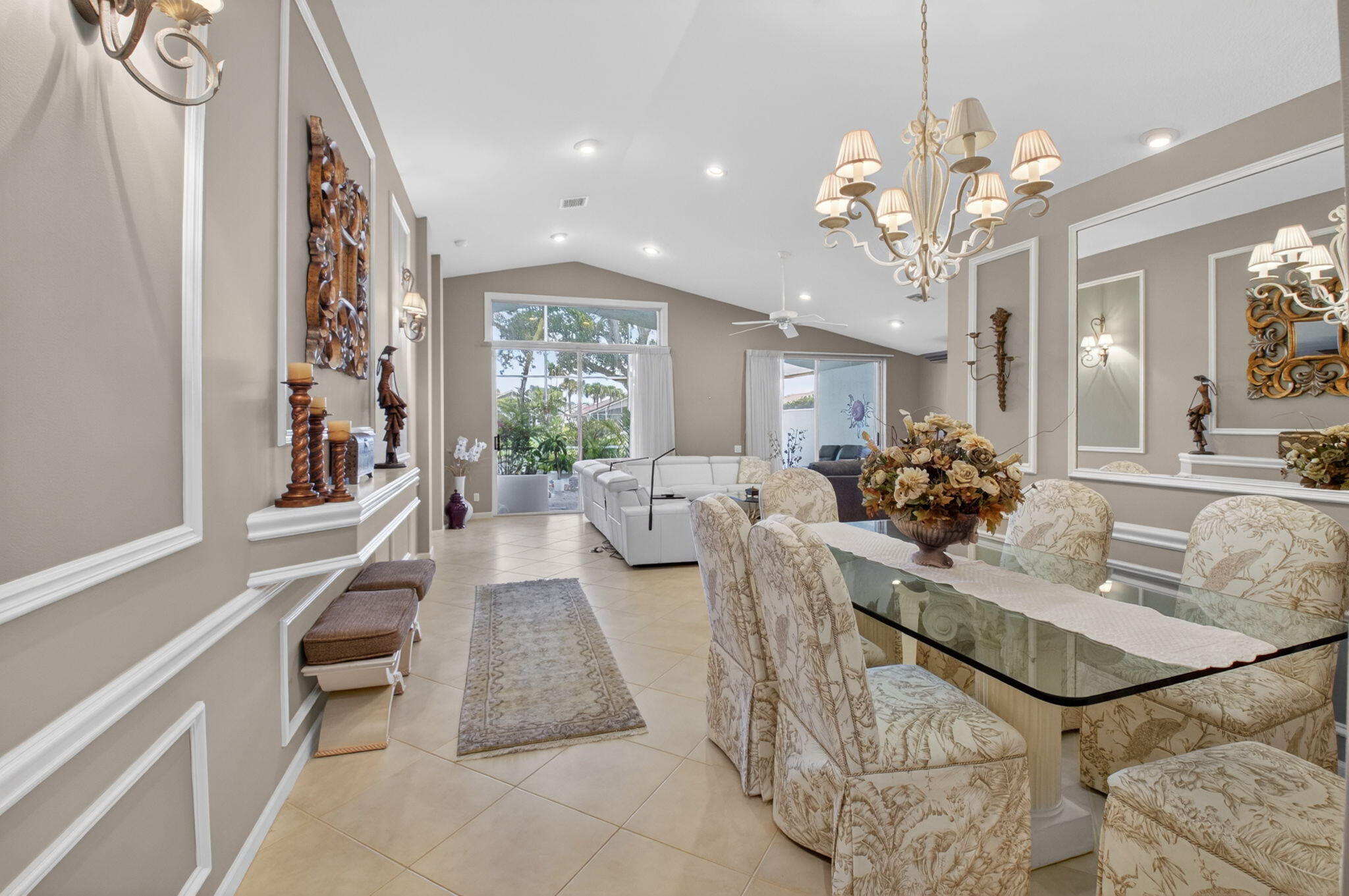 5256 Glenville Drive