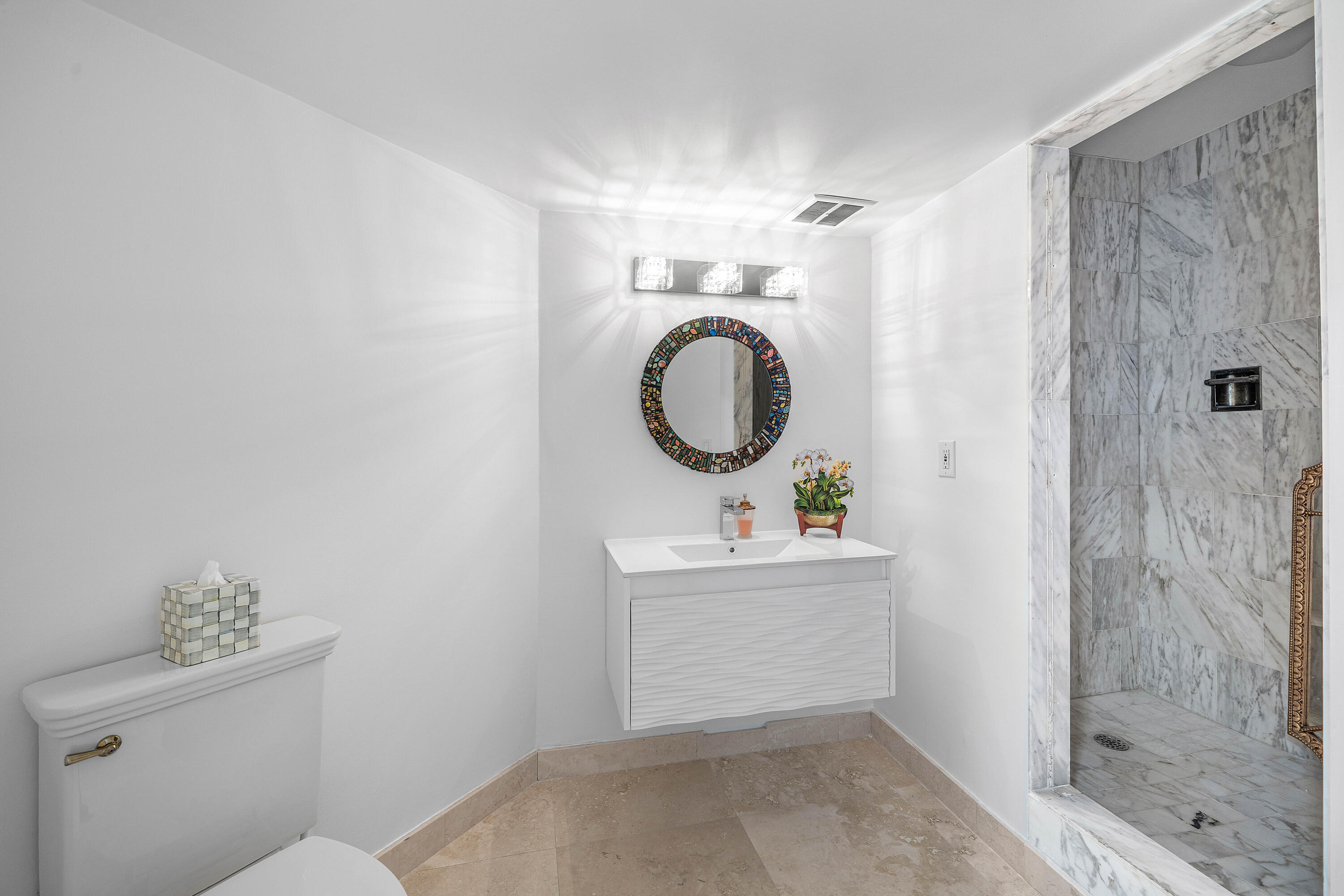 4545 N Ocean Boulevard 18B