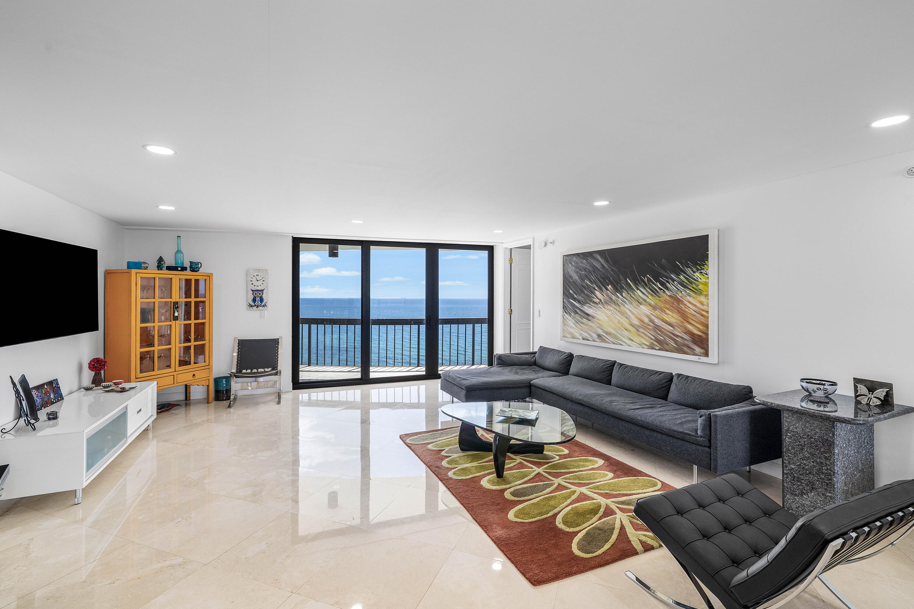 4545 N Ocean Boulevard 18B
