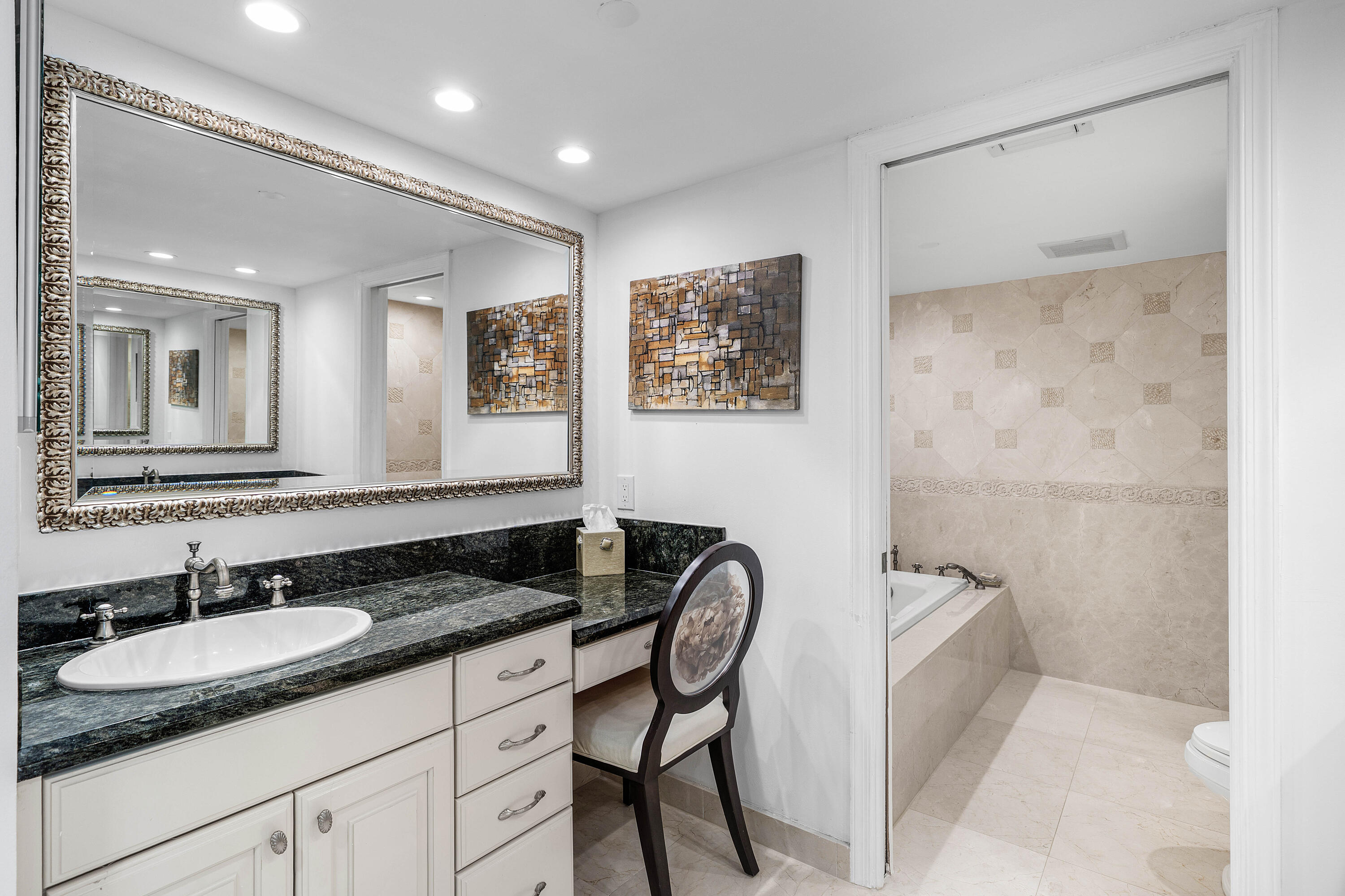 4545 N Ocean Boulevard 18B