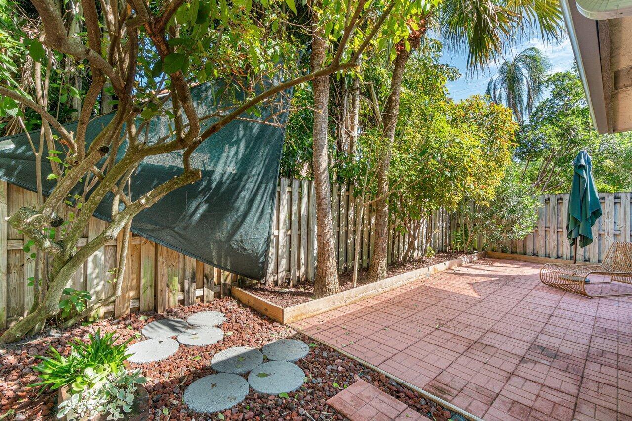 5539 Eton Court