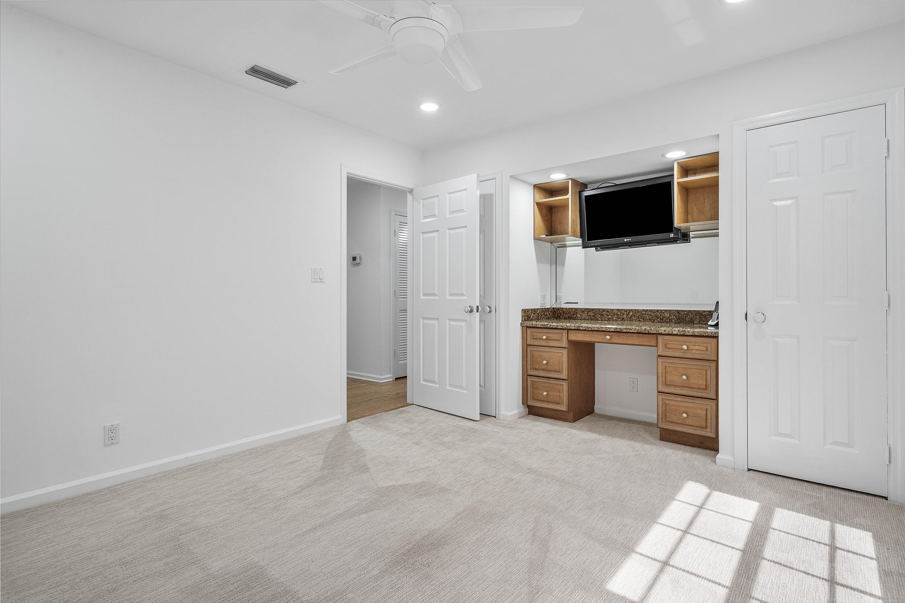 21874 Town Place Drive 21874