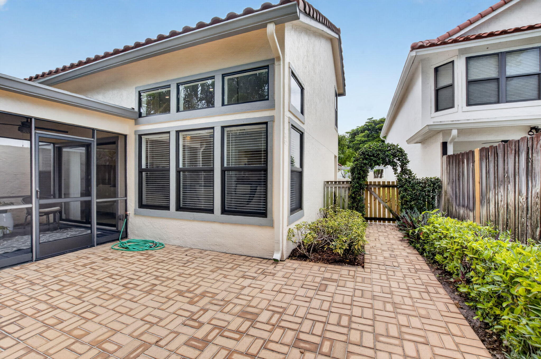 5576 Fox Hollow Drive