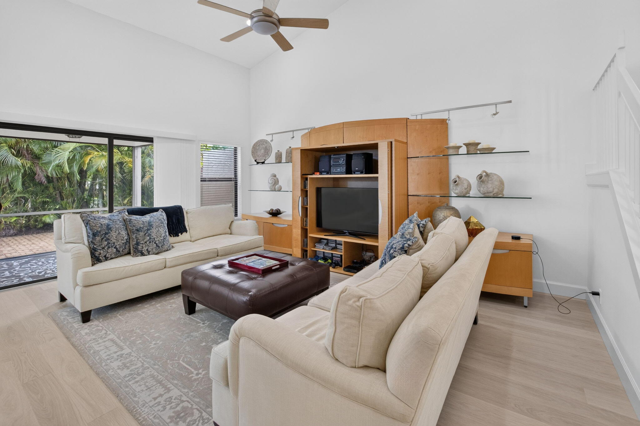 5576 Fox Hollow Drive