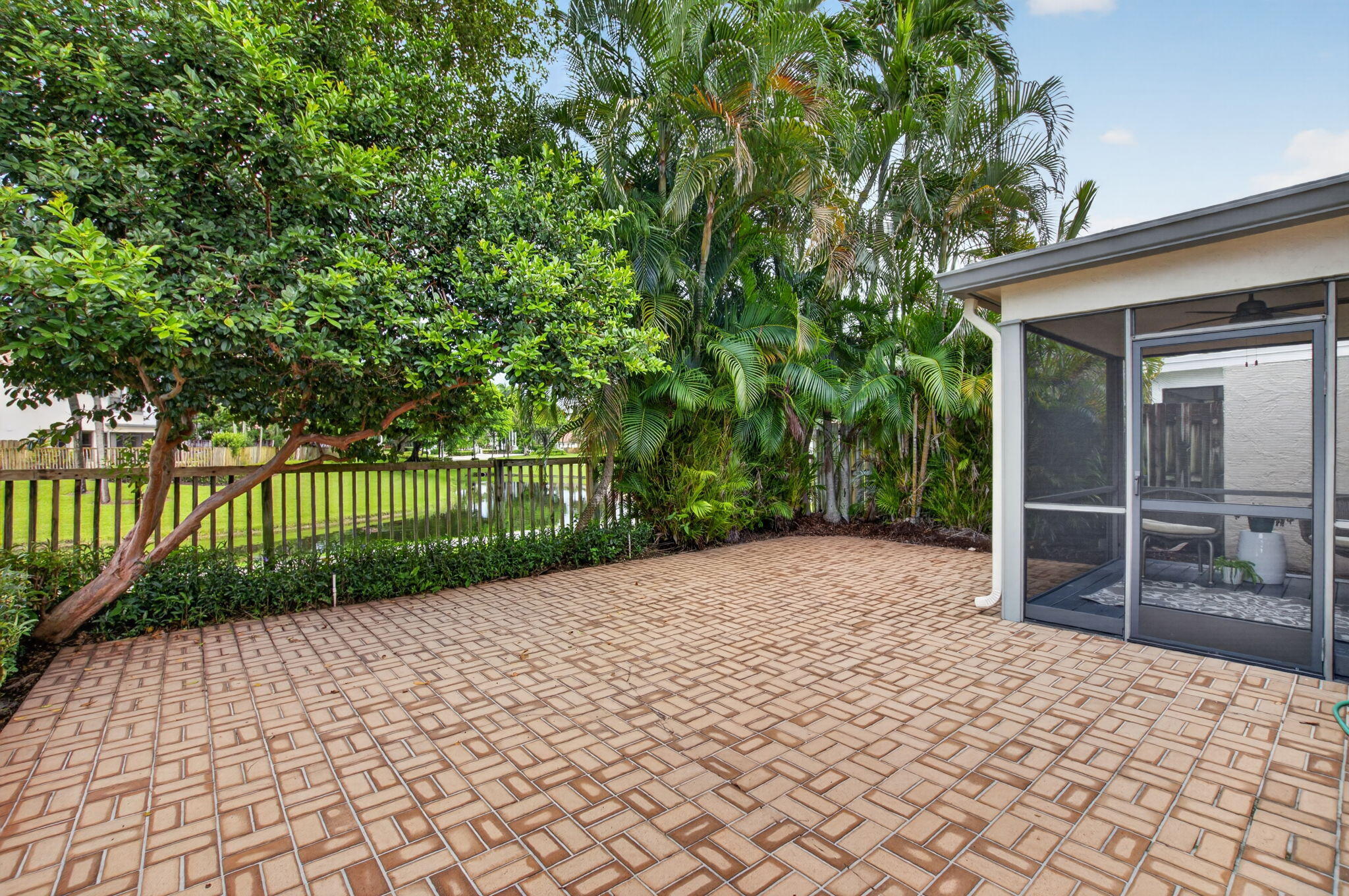 5576 Fox Hollow Drive