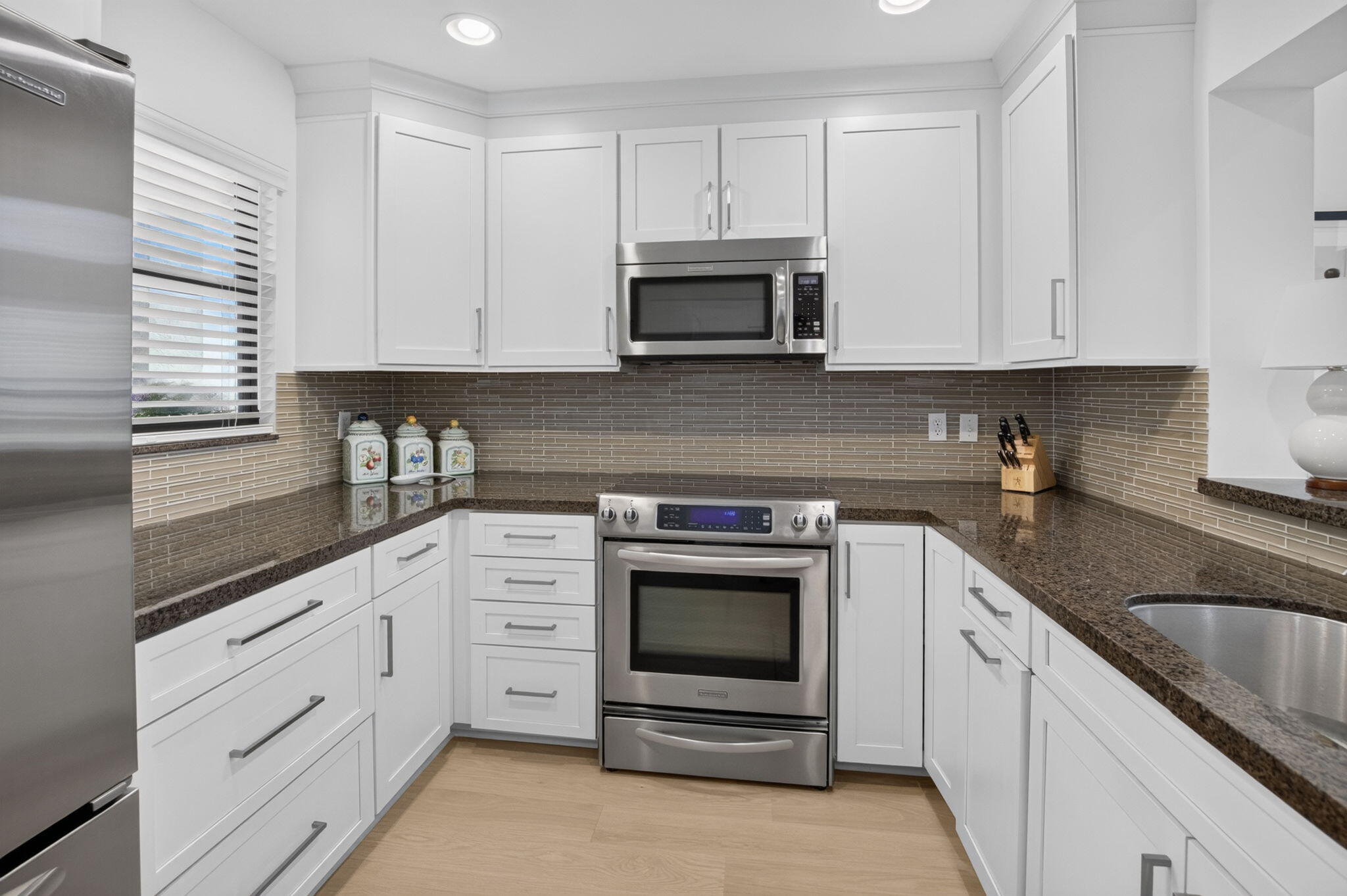 5576 Fox Hollow Drive