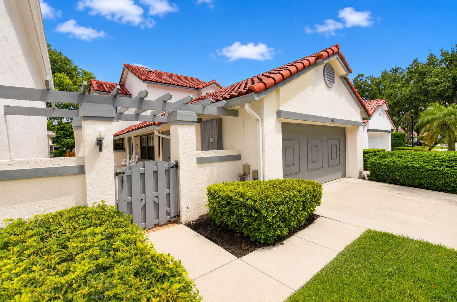 5576 Fox Hollow Drive