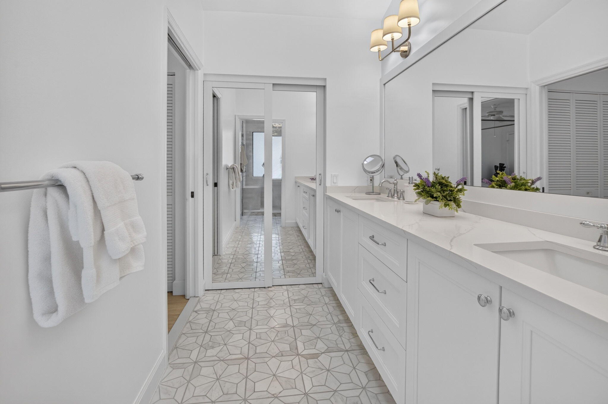 5576 Fox Hollow Drive