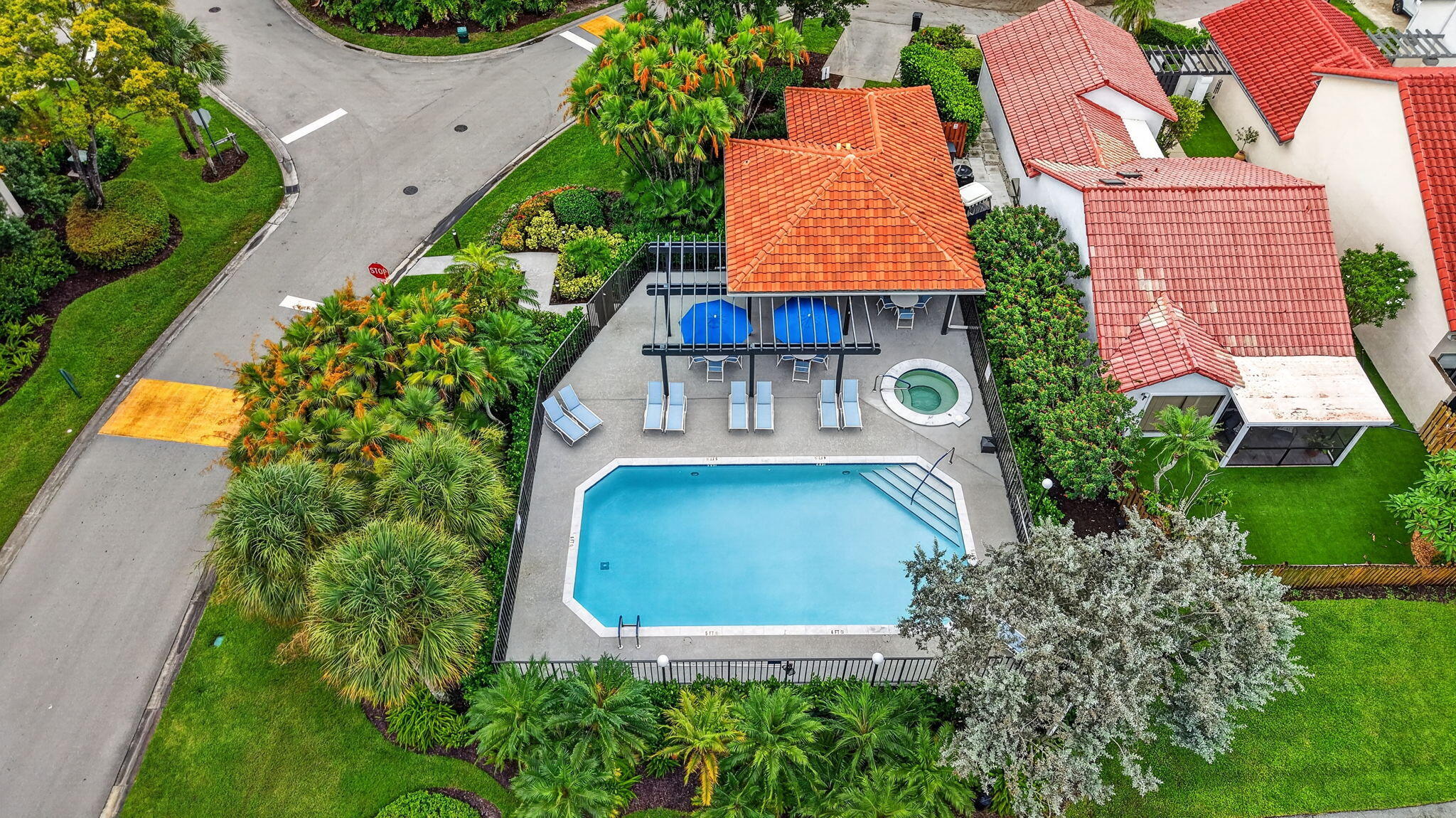 5576 Fox Hollow Drive