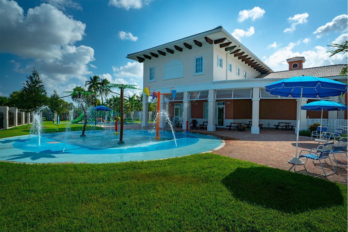 5576 Fox Hollow Drive