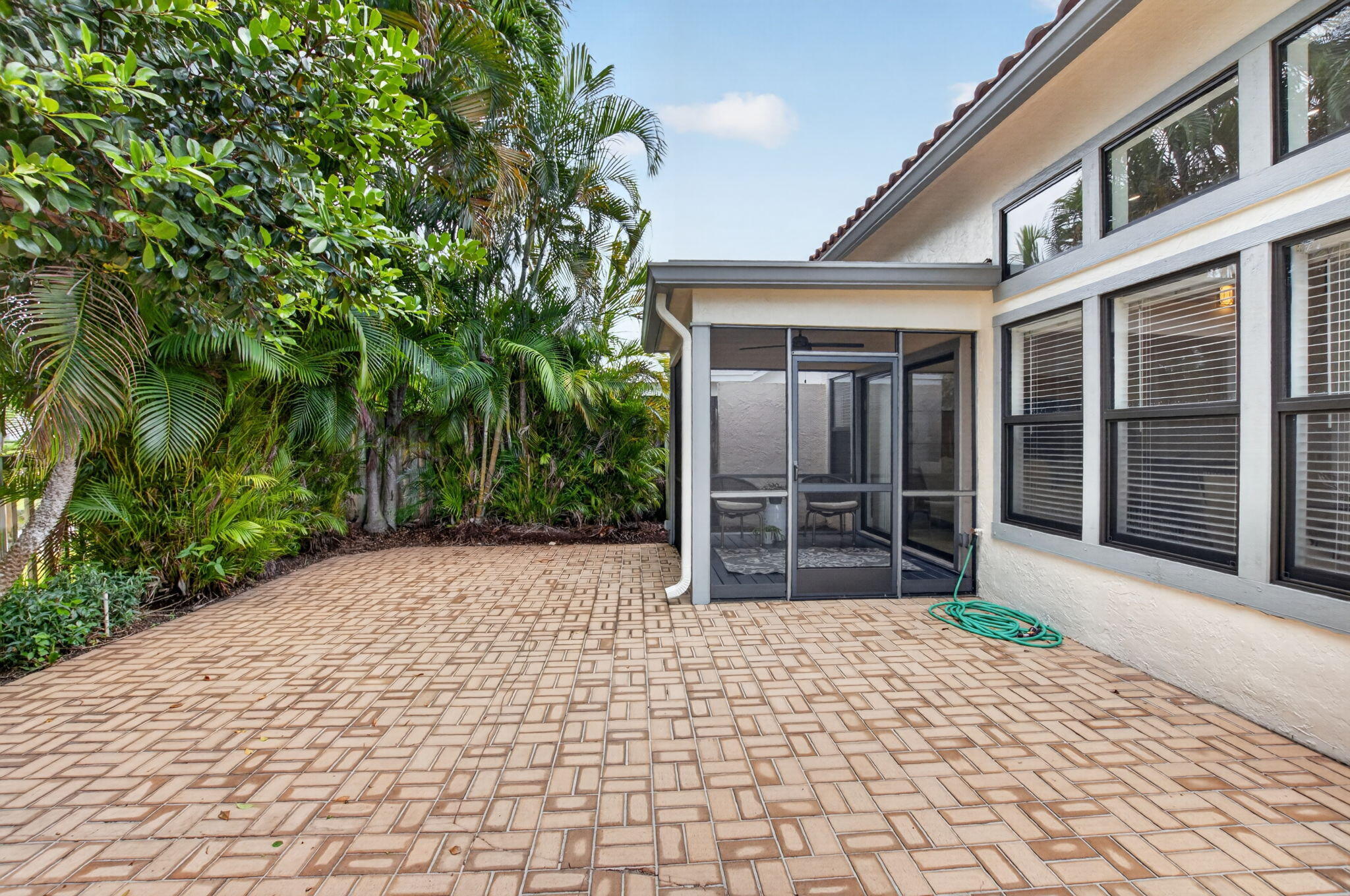 5576 Fox Hollow Drive