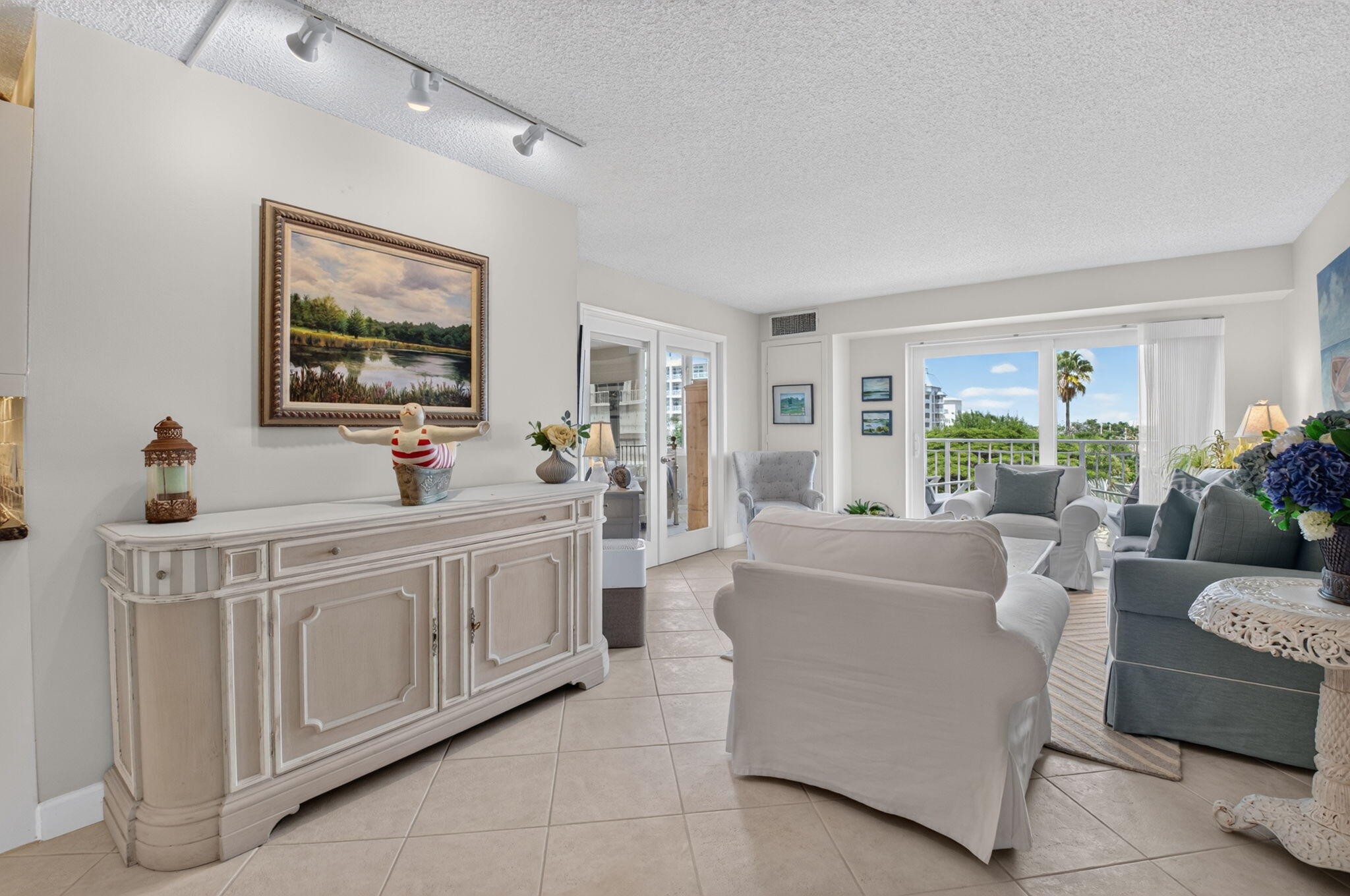 3215 S OCEAN Boulevard 302