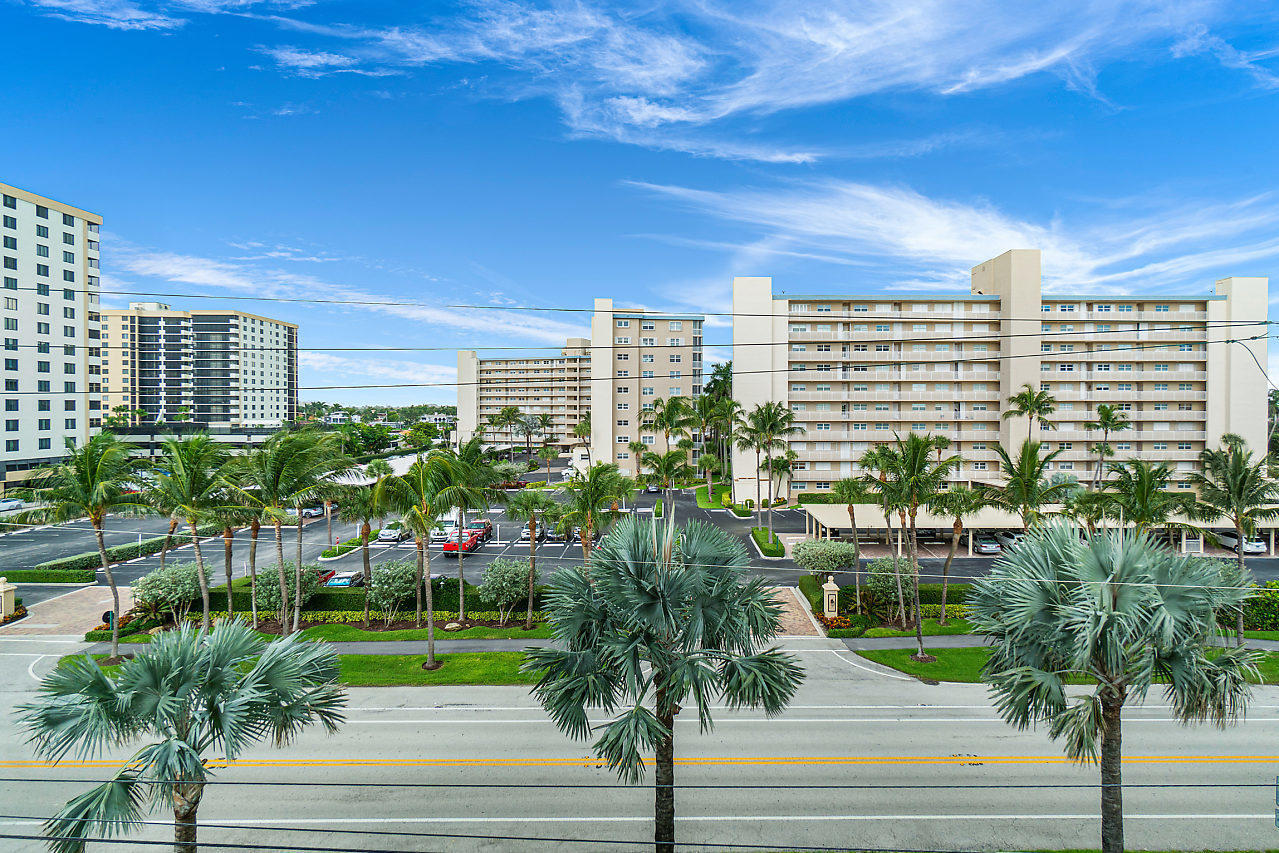 3215 S OCEAN Boulevard 302