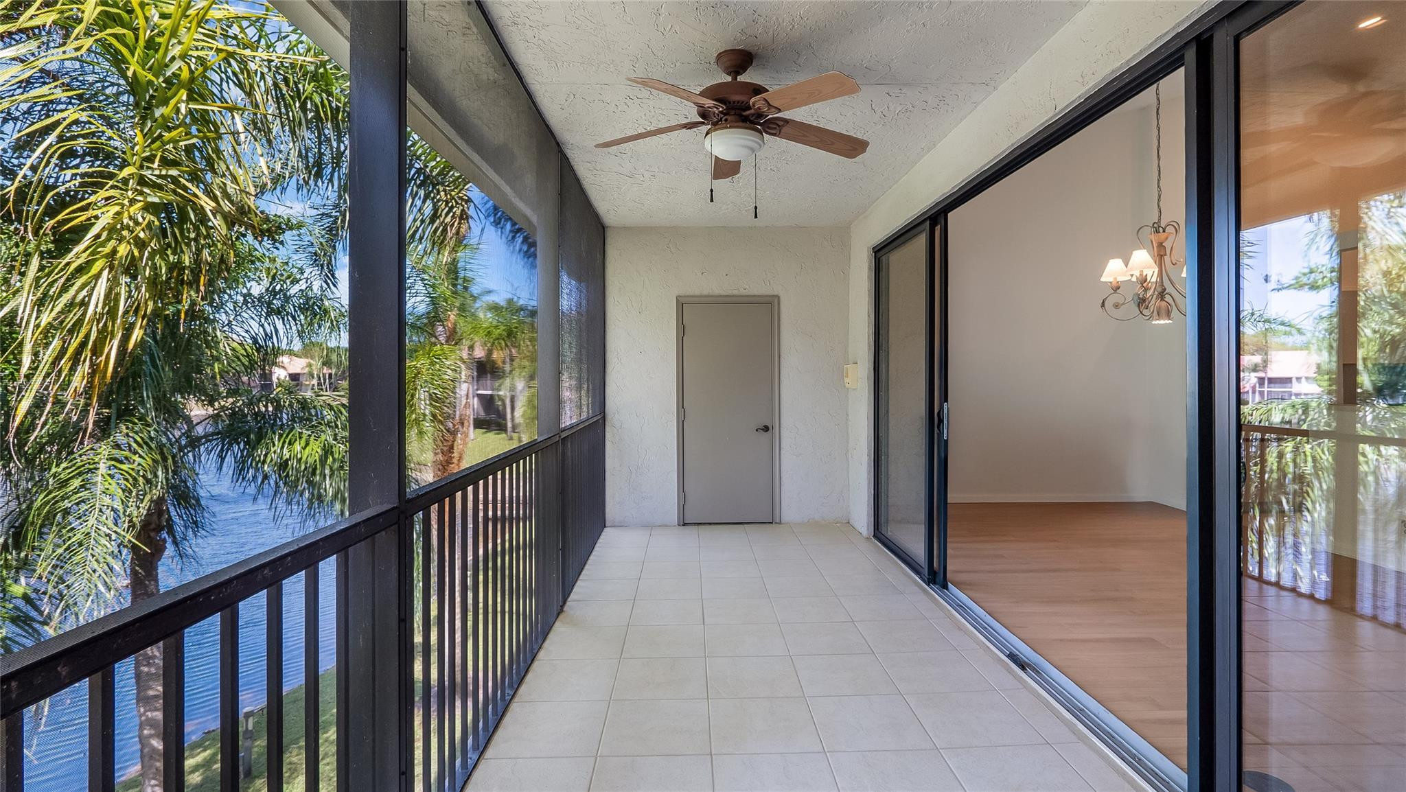 5801 Coach House Cir F