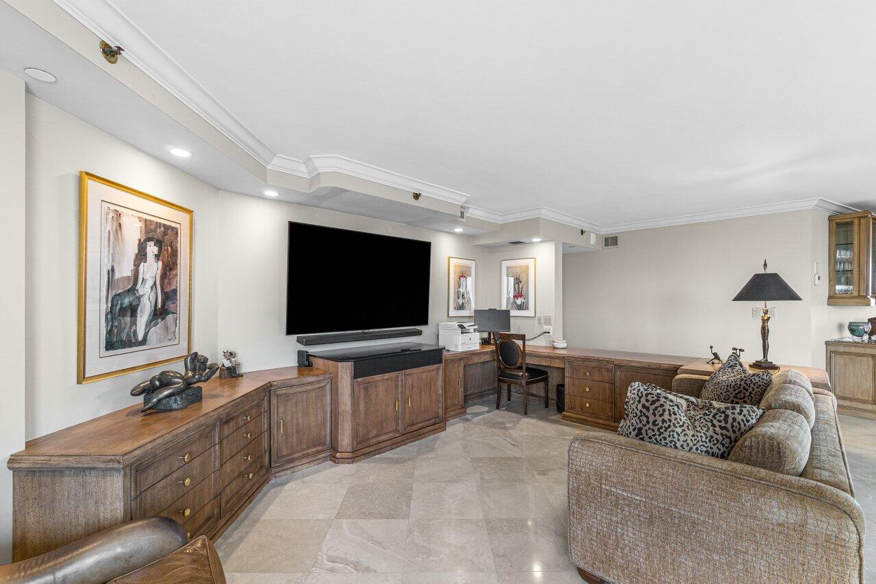 4545 N Ocean Boulevard 16a