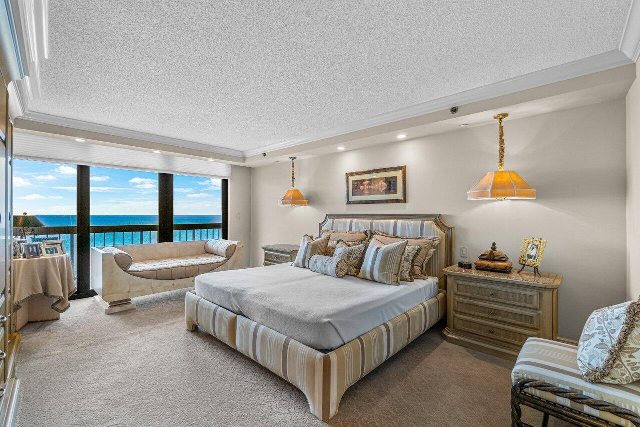 4545 N Ocean Boulevard 16a