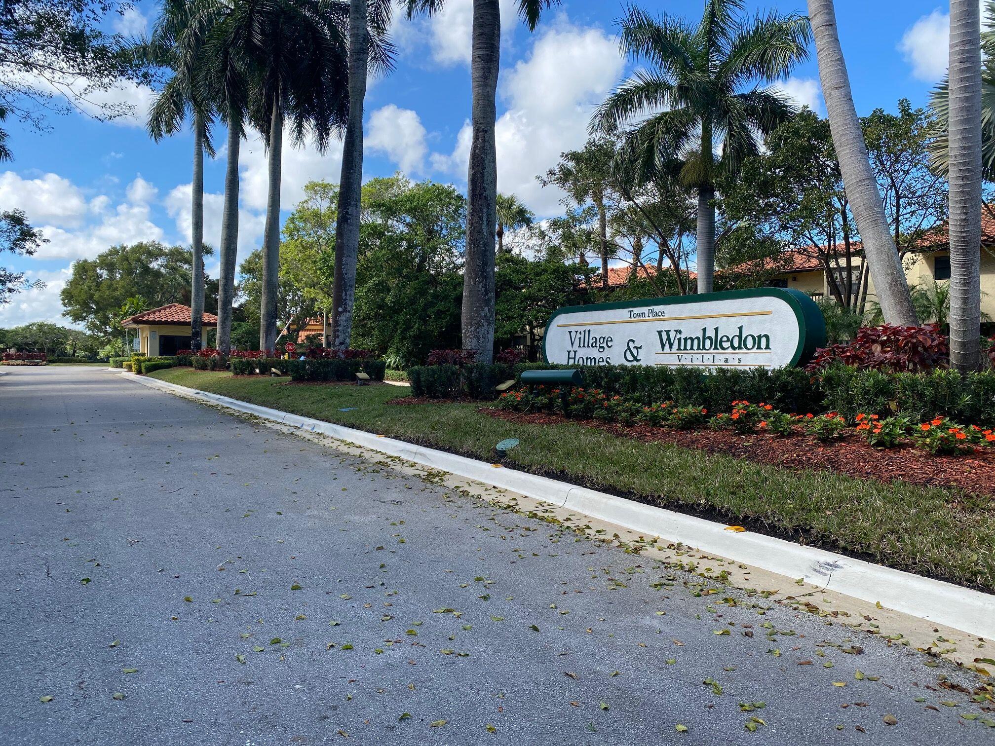 21700 Cromwell Circle