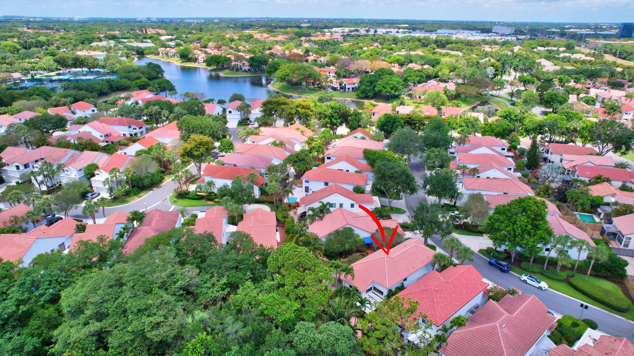 21700 Cromwell Circle